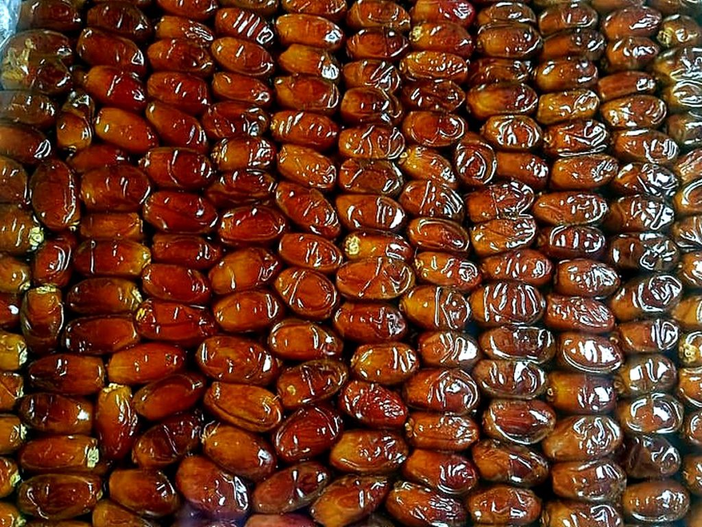 Whole Aseel Dates — Balouch Foods International