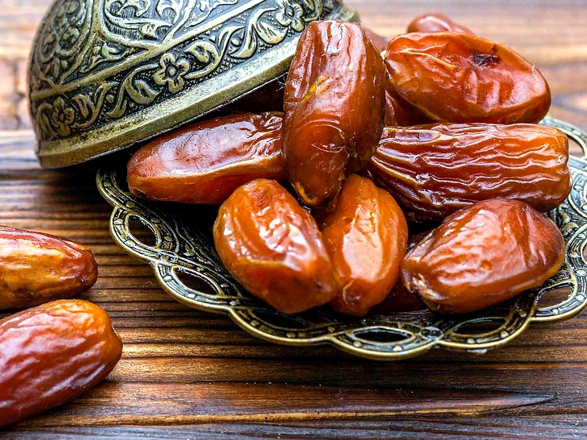 Begum Jangi Dates — Balouch Foods International